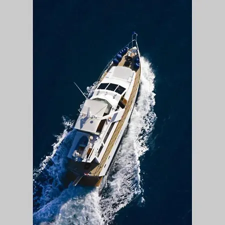 Bådhotel Motor Boat Paloma Rea *