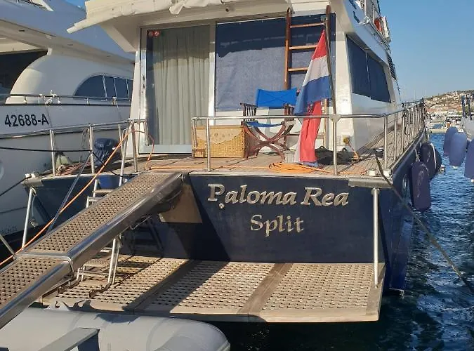 Motor Boat Paloma Rea Botel Trogir
