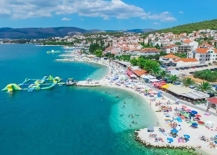 Motor Boat Paloma Rea 船屋 *